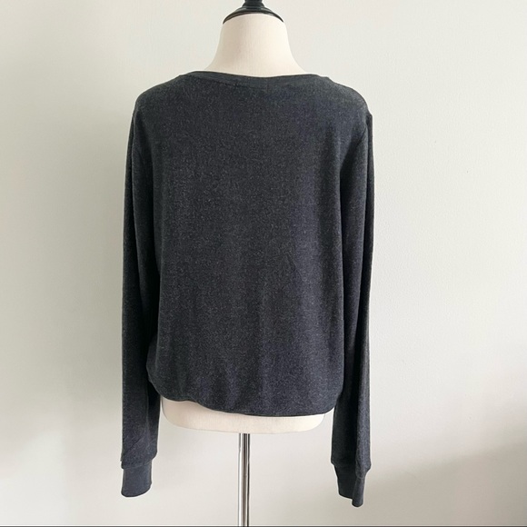 Wildfox Over the Rainbow Pullover Sweater Clean Black (Dark Gray) Sz M NWT - Picture 4 of 6
